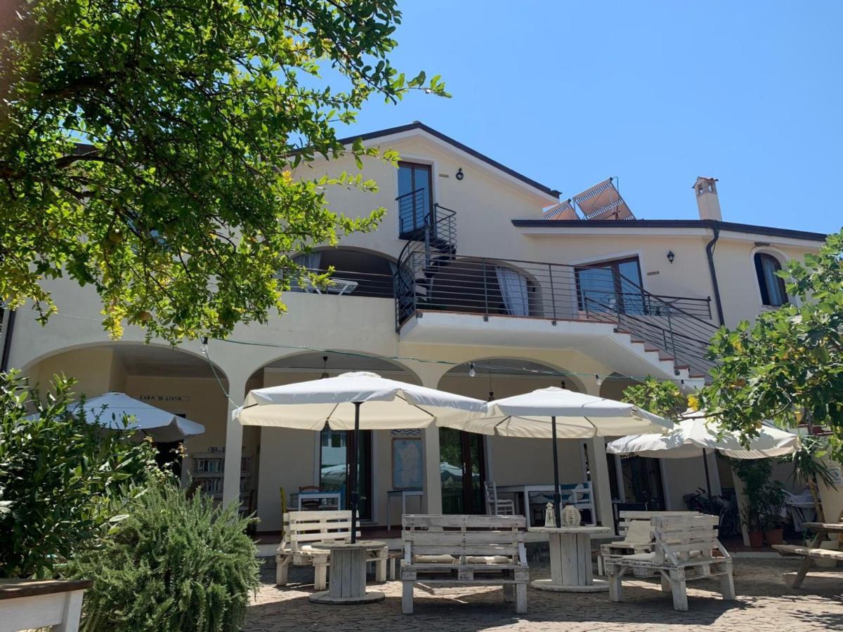 Apartament Casa Di Livia SantʼAnna Arresi Zewnętrze zdjęcie
