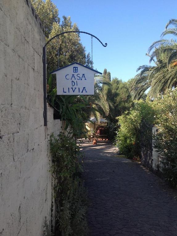 Apartament Casa Di Livia SantʼAnna Arresi Zewnętrze zdjęcie